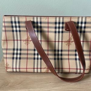 Burberry vintage 1990 horse logo purse